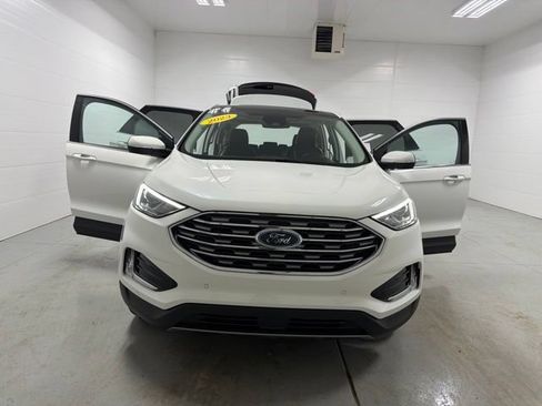 Used 2023 Ford Edge Titanium w/ Class II Trailer Tow Package AWD/4WD image 11