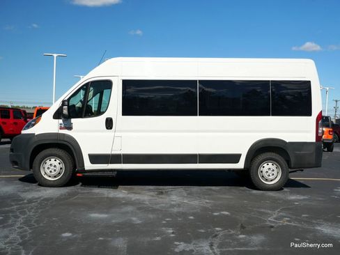 Used 2020 RAM ProMaster 2500 w/ Premium Appearance Group image 21