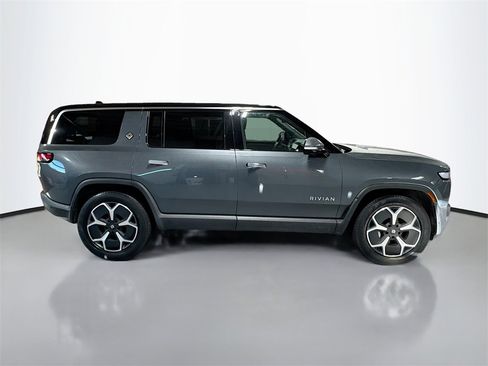 Used 2024 Rivian R1S Adventure image 5