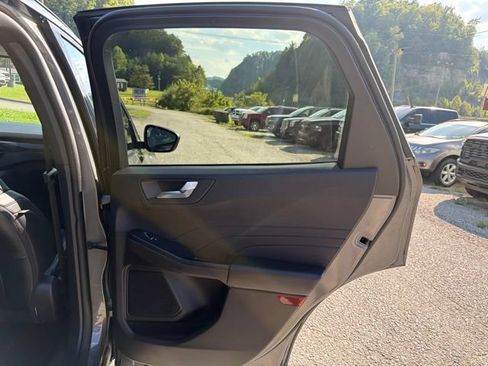 Used 2025 Ford Escape ST-Line Select AWD/4WD image 20