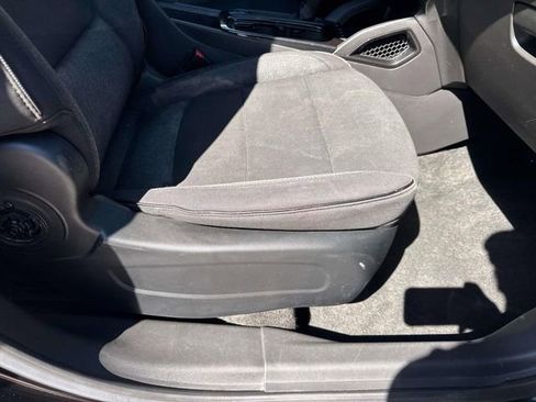 Used 2024 Chevrolet TrailBlazer LT w/ Driver Confidence Package image 11