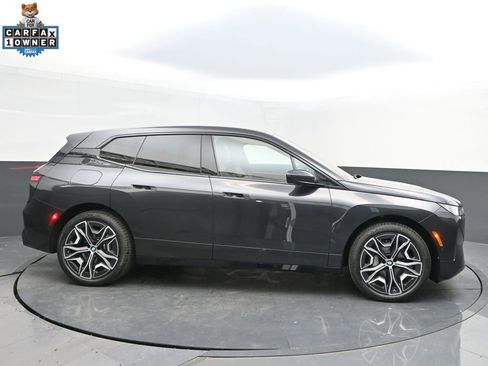 Used 2026 BMW iX xDrive45 AWD/4WD image 9