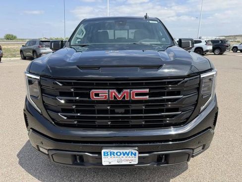 New 2026 GMC Sierra 1500 Elevation image 4