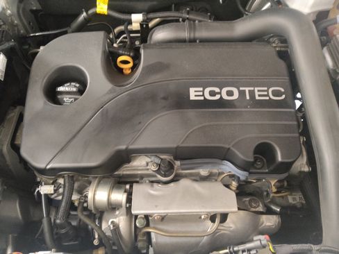 Used 2019 Chevrolet Equinox LT FWD image 30