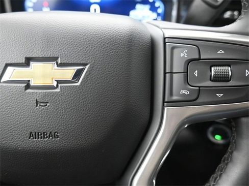 Used 2025 Chevrolet Silverado 2500 LTZ w/ LTZ Convenience Package image 29