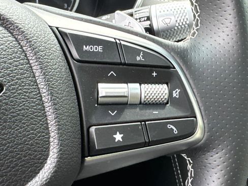 Used 2025 Genesis G70 2.5T w/ Sport Prestige Package image 22