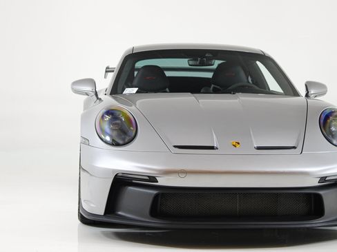 Used 2024 Porsche 911 GT3 RWD image 11