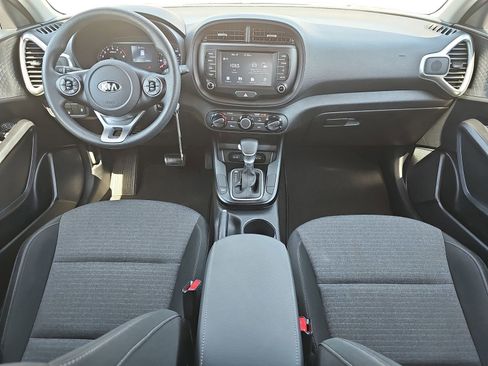 Used 2020 Kia Soul S FWD image 8