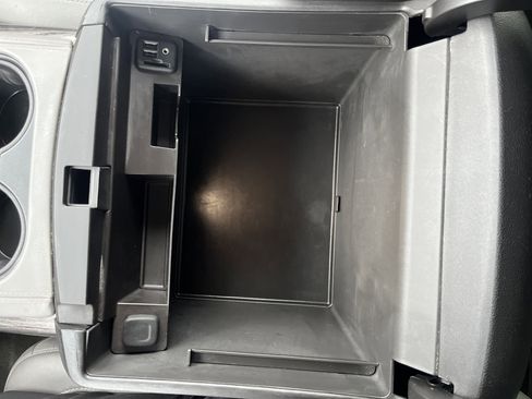 Used 2015 Chevrolet Tahoe LT image 32