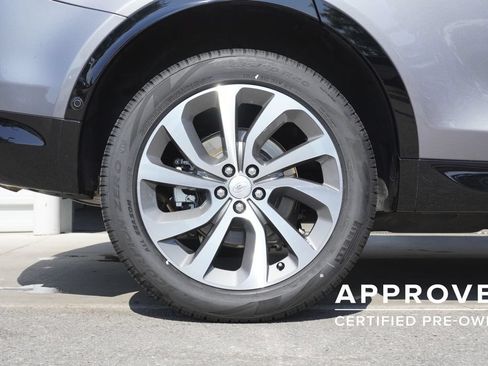 Used 2025 Land Rover Discovery Sport Dynamic SE AWD/4WD image 34