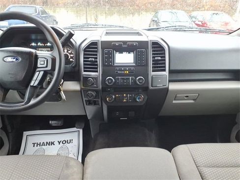 Used 2018 Ford F150 XLT w/ Trailer Tow Package image 11