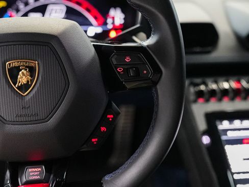 Used 2023 Lamborghini Huracan Tecnica RWD image 36