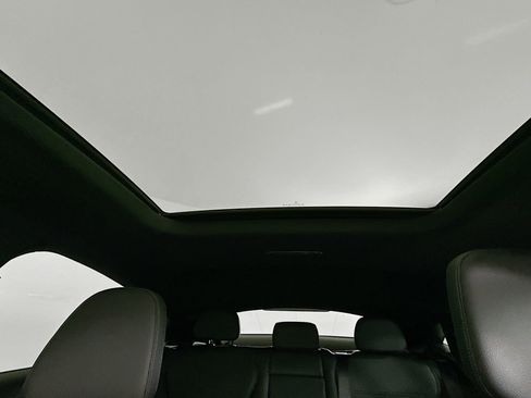 New 2026 Mercedes-Benz GLC 300 4MATIC image 24