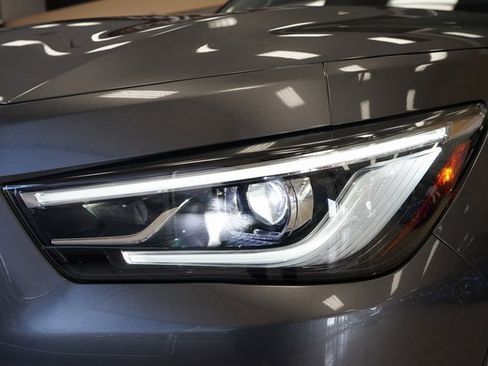 Used 2019 INFINITI QX80 Luxe w/ 22" Wheel Package image 25