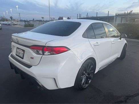 Used 2024 Toyota Corolla SE image 6