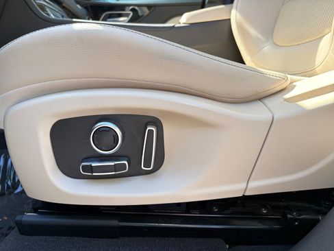 Used 2019 Jaguar F-PACE Prestige AWD/4WD image 13
