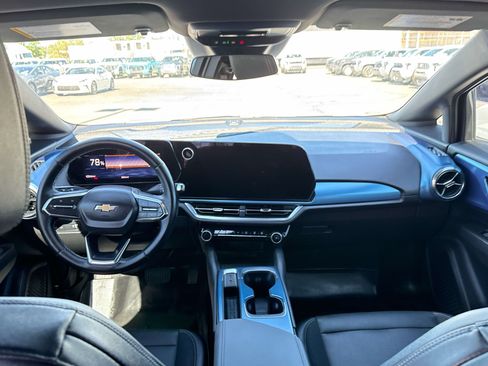 Used 2024 Chevrolet Equinox EV LT AWD/4WD image 14