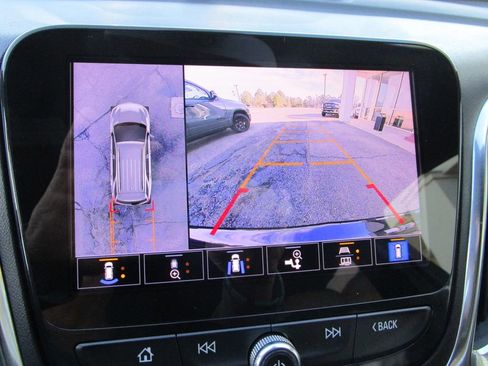 Used 2022 Chevrolet Equinox Premier image 39