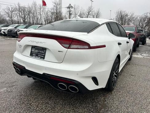 Used 2023 Kia Stinger GT-Line w/ Sun & Sound Package AWD/4WD image 3