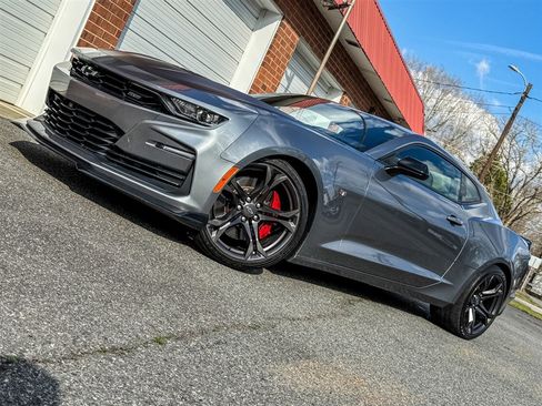 Used 2022 Chevrolet Camaro SS image 4