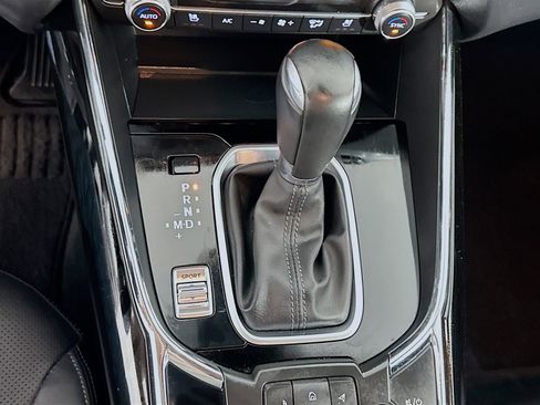 Used 2023 MAZDA CX-9 Touring Plus AWD/4WD image 16