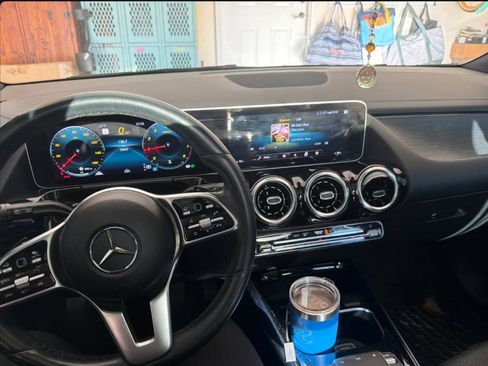 Used 2021 Mercedes-Benz GLA 250 image 8