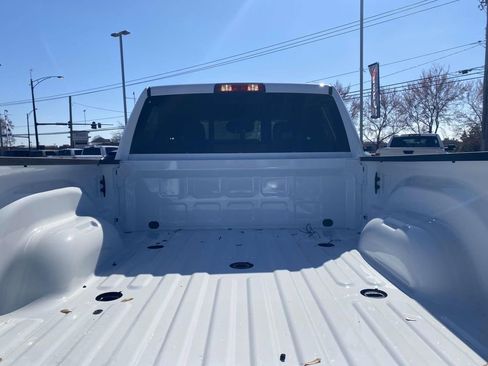 New 2026 RAM 2500 Warlock AWD/4WD image 9