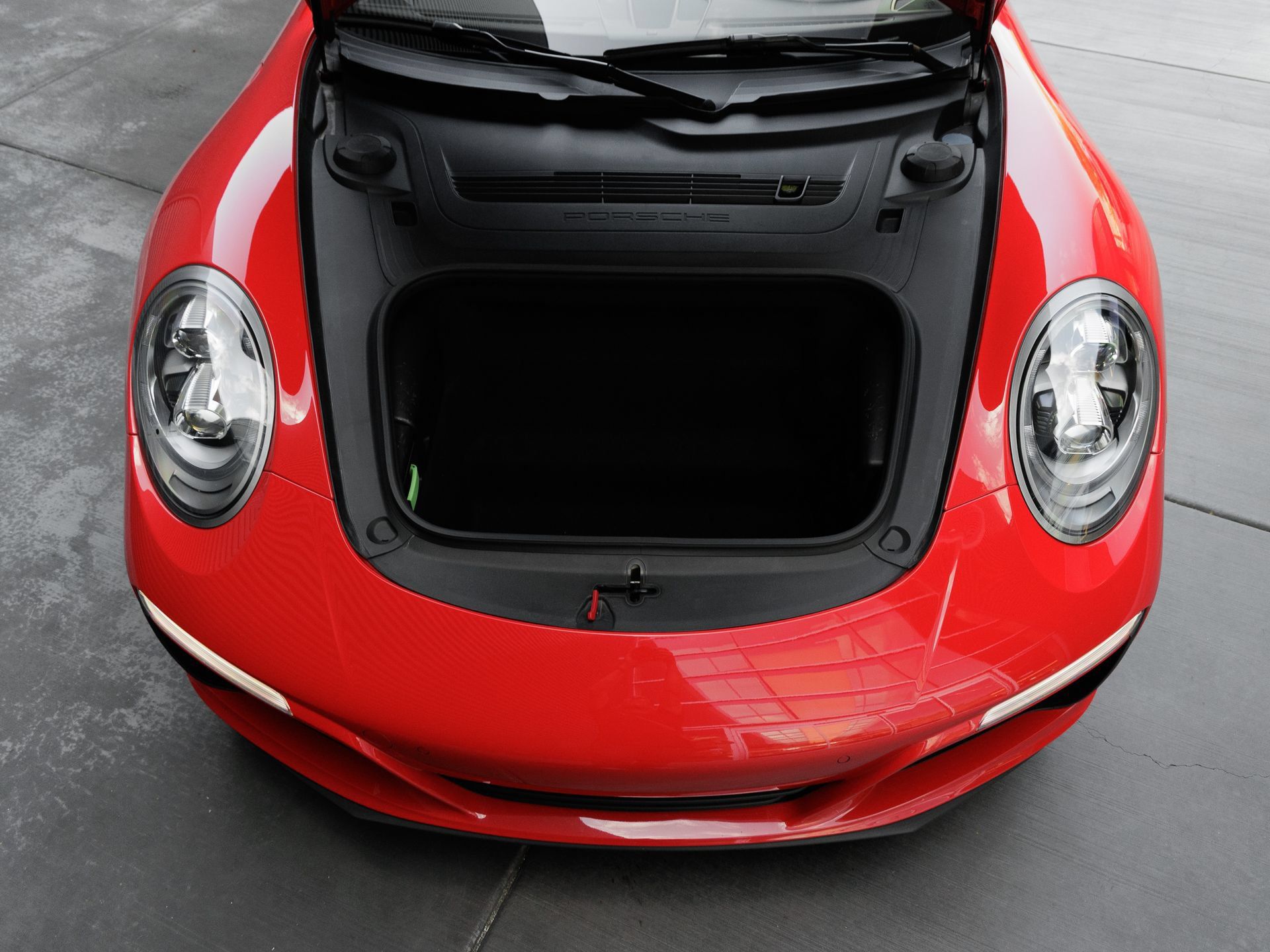 Certified 2019 Porsche 911 Carrera S RWD image 40