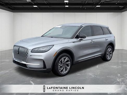 Certified 2023 Lincoln Corsair AWD w/ Equipment Group 101A image 1