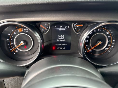 Used 2023 Jeep Wrangler Sport image 31