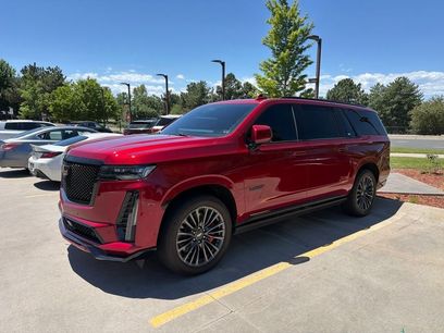 Used 2023 Cadillac Escalade ESV V