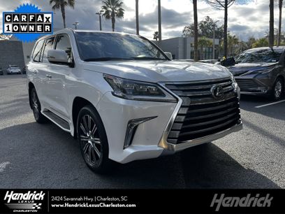 Used 2021 Lexus LX 570 4WD w/ 3rd Row & Luxury Pkg