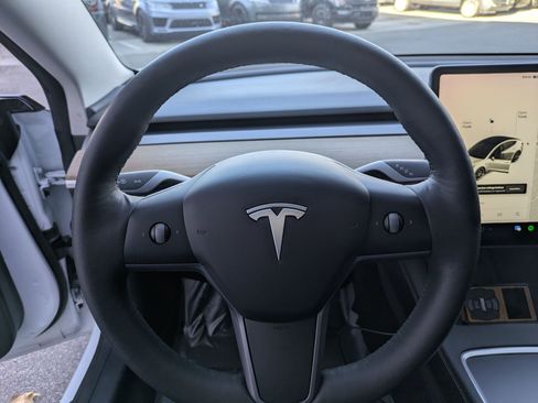 Used 2021 Tesla Model 3 Performance image 16