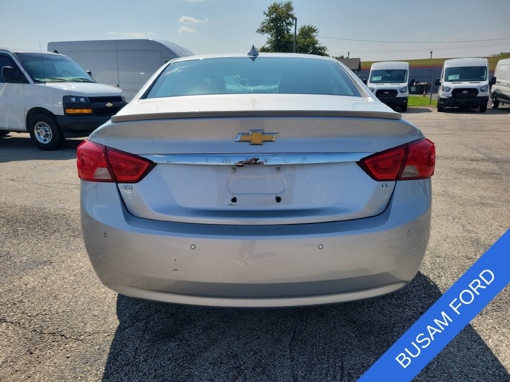 Used 2017 Chevrolet Impala LT w/ Convenience Package FWD image 27