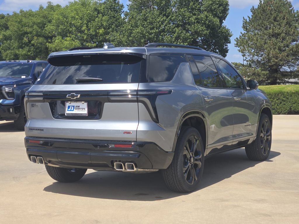New 2027 Chevrolet Traverse RS w/ LPO, Floor Liner Package FWD image 4