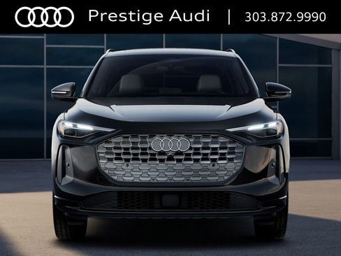 Used 2025 Audi Q5 Premium w/ Convenience Package image 29