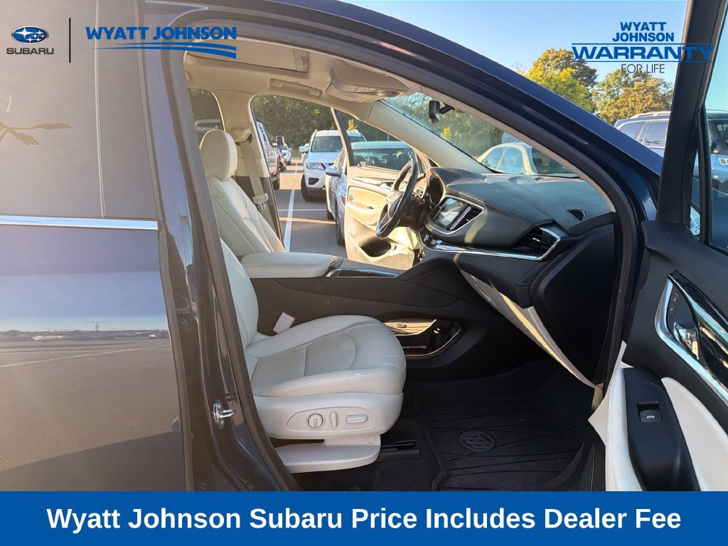 Used 2023 Buick Enclave Essence w/ Experience Buick Package FWD image 37