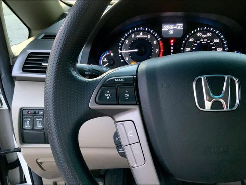 Used 2013 Honda Odyssey EX image 23