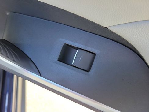 Used 2025 Toyota RAV4 XLE image 12