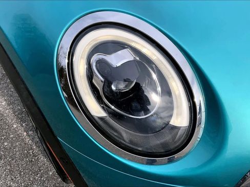 Used 2018 MINI Cooper S image 25