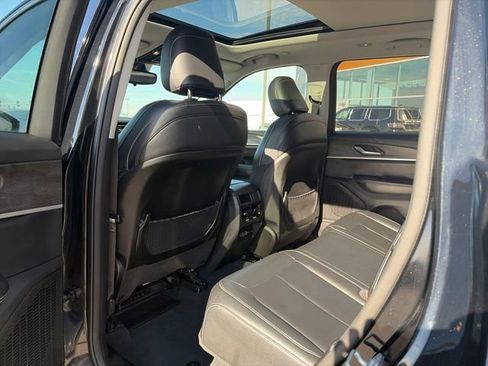 Certified 2024 Jeep Grand Cherokee Limited image 25