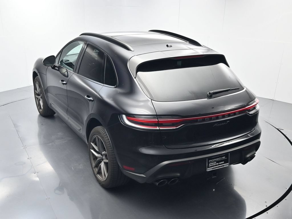 Used 2025 Porsche Macan AWD/4WD image 36