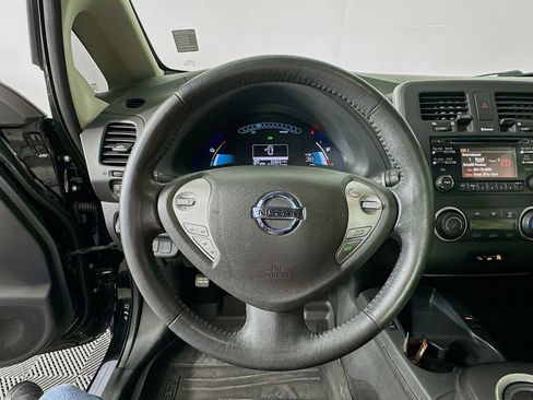 Used 2015 Nissan Leaf S w/ Charge Package image 12