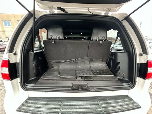 Used 2013 Lincoln Navigator 4WD w/ HD Trailer Tow Pkg image 28