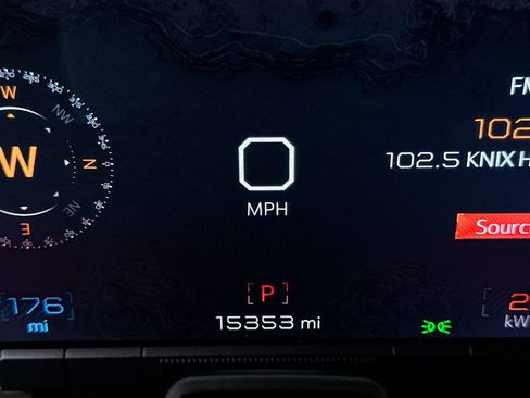 Used 2025 GMC Hummer EV 2X image 38