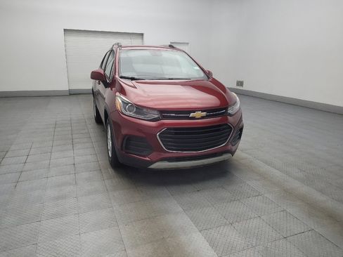 Used 2021 Chevrolet Trax LT w/ Driver Confidence Package FWD image 13