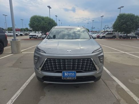 Used 2025 Buick Enclave Avenir w/ Trailering Package, 5000 lbs. AWD/4WD image 2