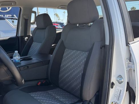 Used 2021 Toyota Tundra SR5 AWD/4WD image 9