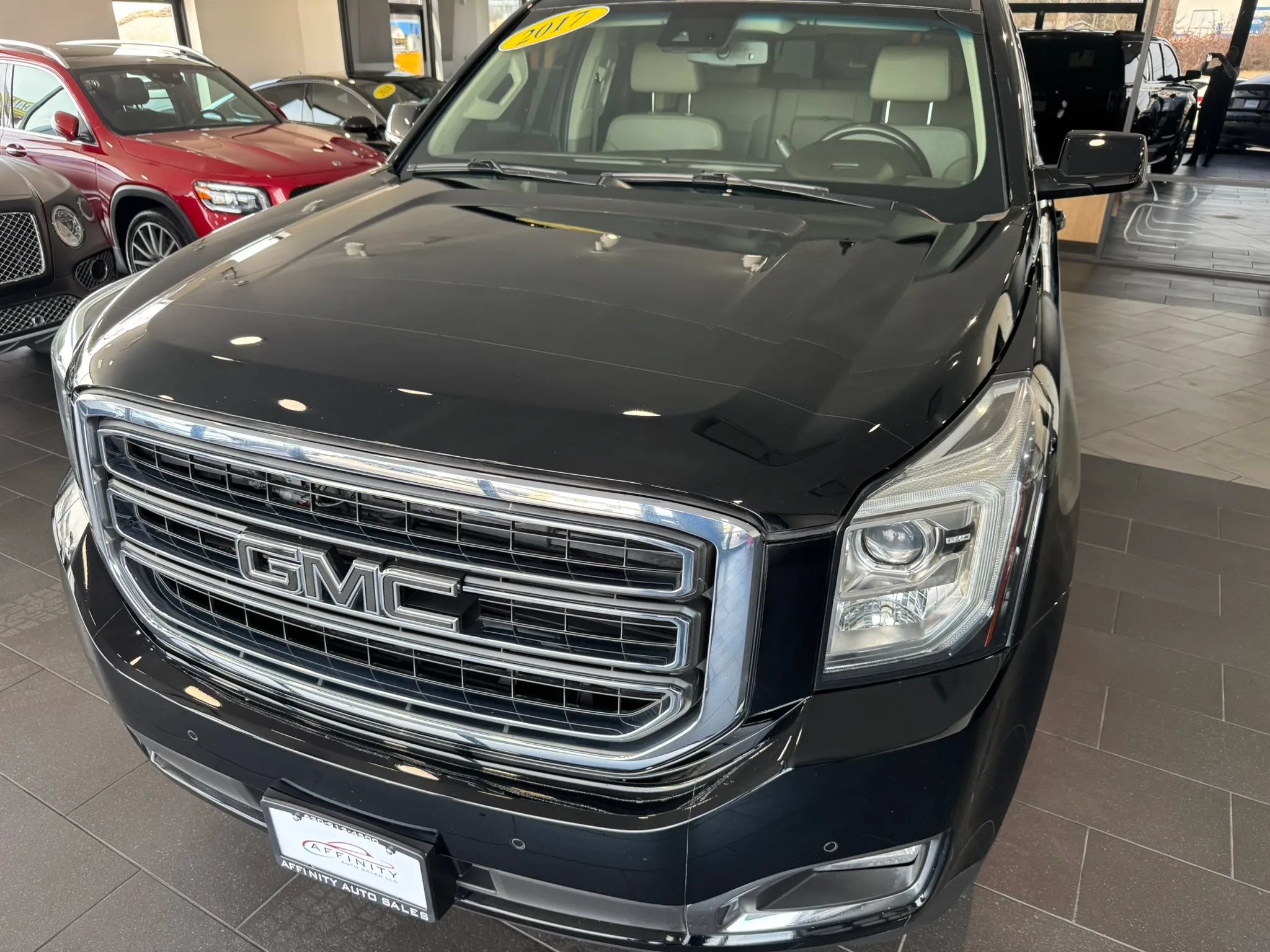 Used 2017 GMC Yukon SLT AWD/4WD image 52