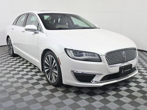 Used 2017 Lincoln MKZ Reserve w/ Climate Package AWD/4WD image 9